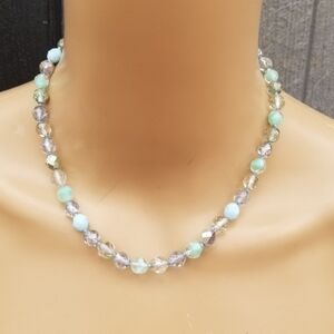 VINTAGE DAINTY BLUE, GREEN & CRYSTAL COLOR FACETED GLASS BEAD NECKLACE